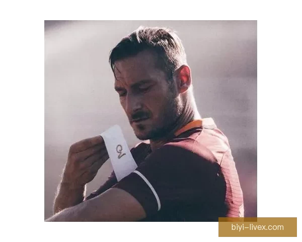 斯帕莱蒂回应德罗西称其为足球之子并强调国家队的必要性 斯帕莱蒂回应德罗西称其为足球之子并强调国家队的必要性