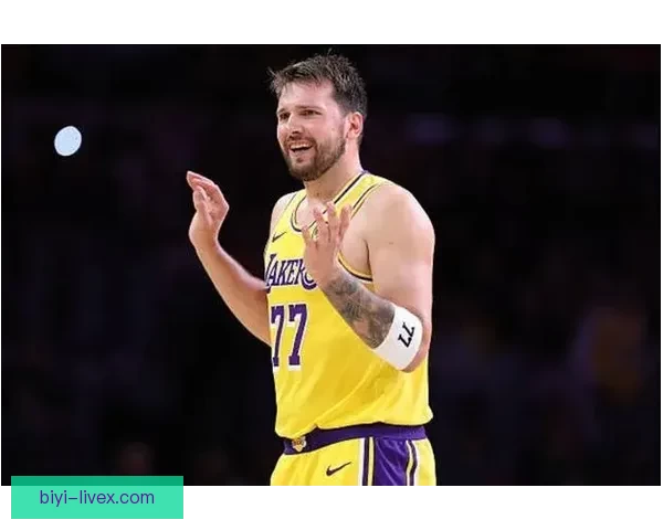 亚历山大连续137场得分20+ 实时MVP赔率高达85% 东契奇仅2.5% 亚历山大连续137场得分20+ 实时MVP赔率高达85% 东契奇仅2.5%