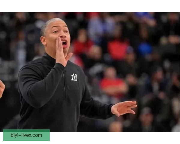 泰伦-卢承诺继续执教快船 将全力保障邓恩合同权益